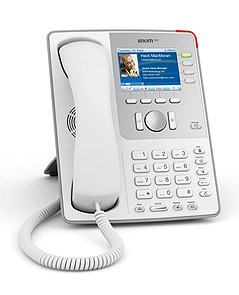Snom 820